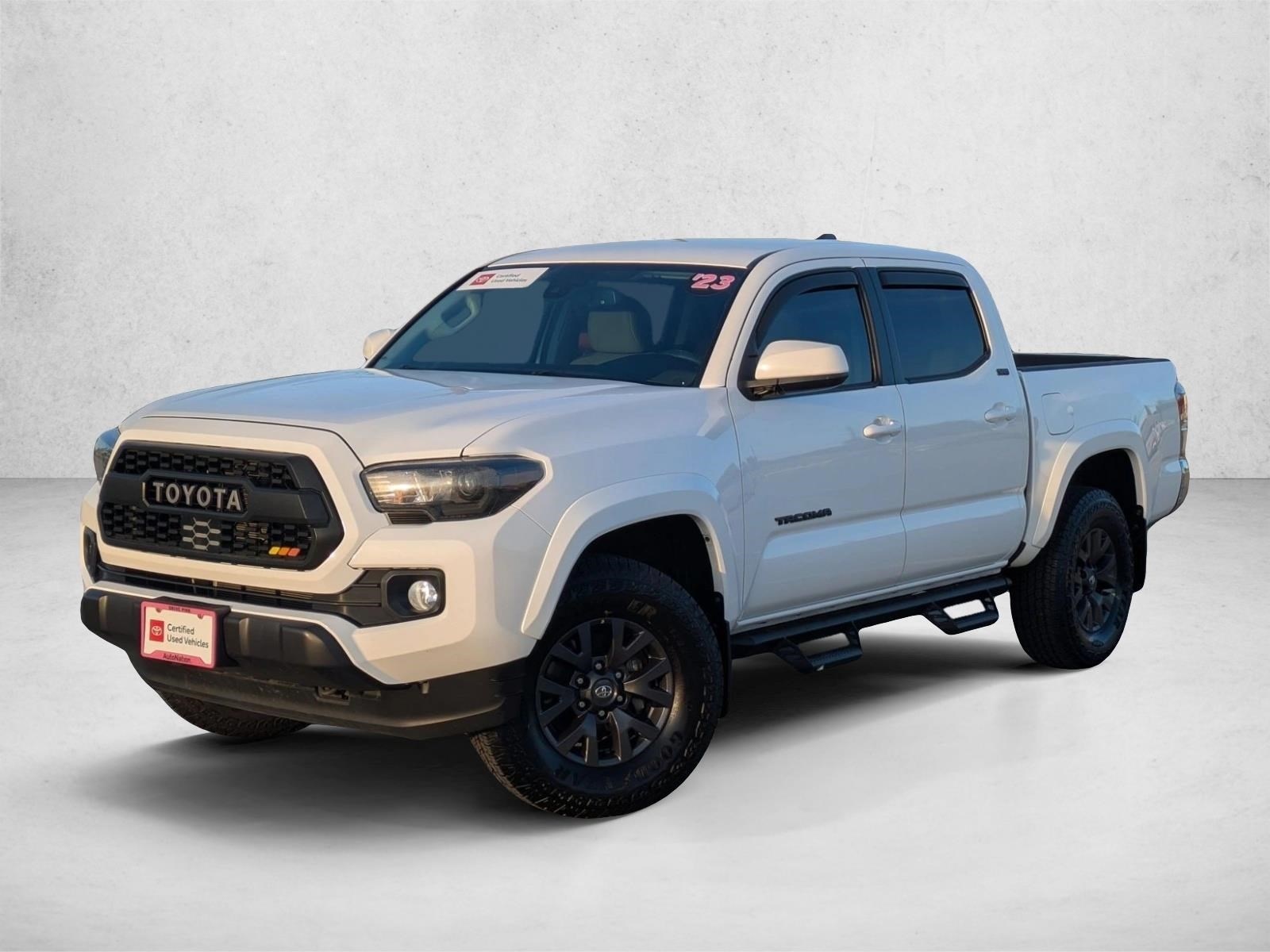2023 Toyota Tacoma SR5's photo