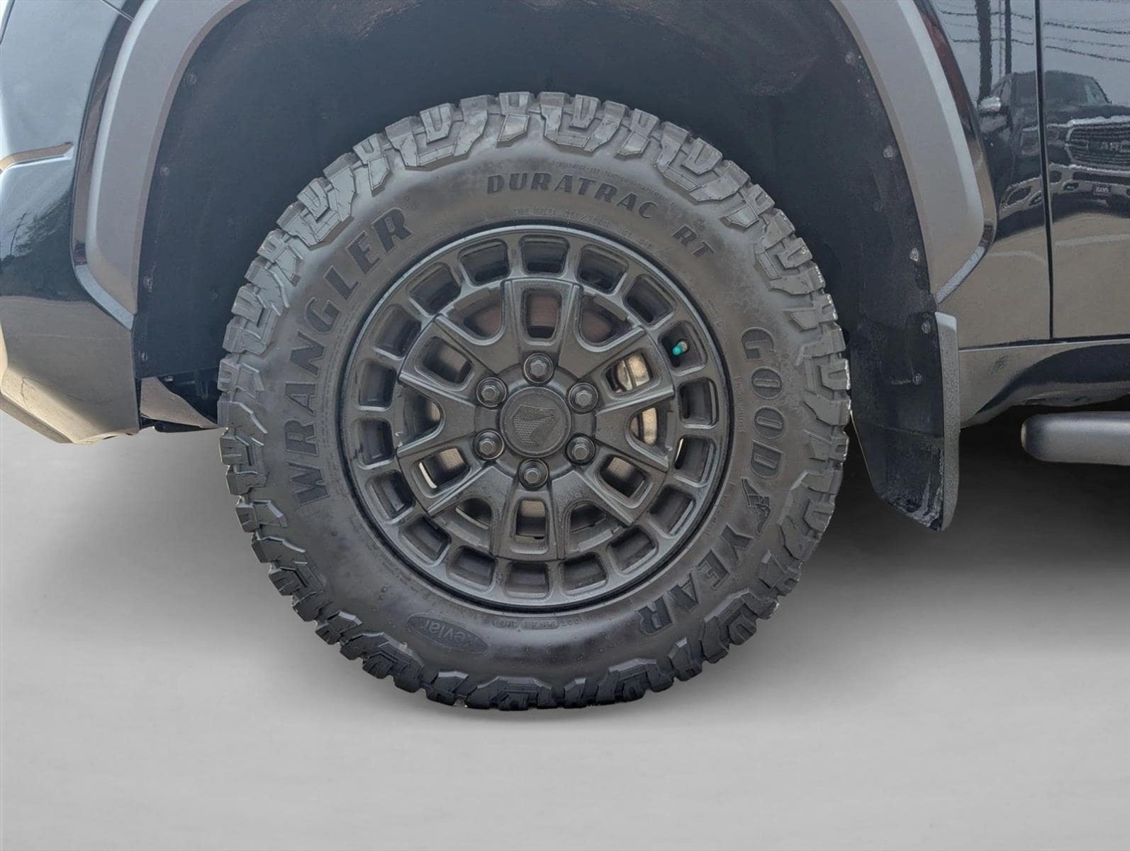 2025 Toyota Tundra SR5 - Photo 22