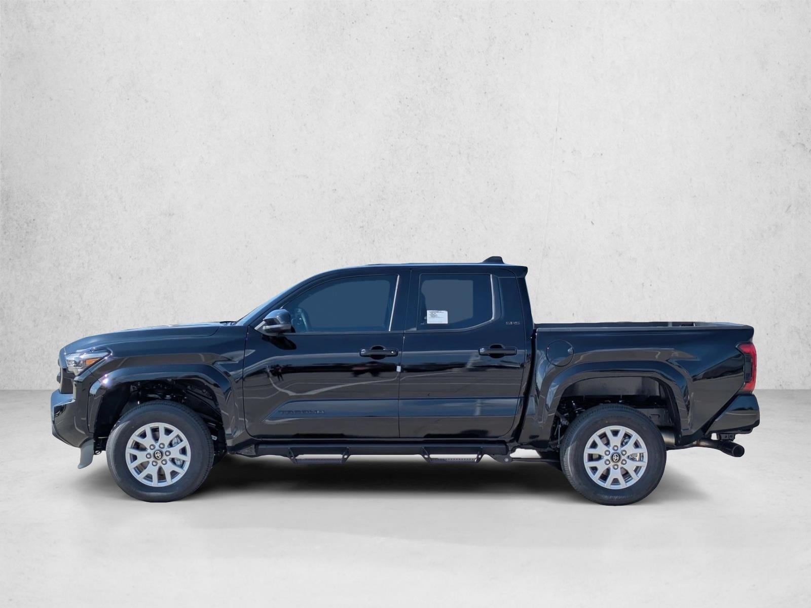 2025 Toyota Tacoma SR5 - Photo 8
