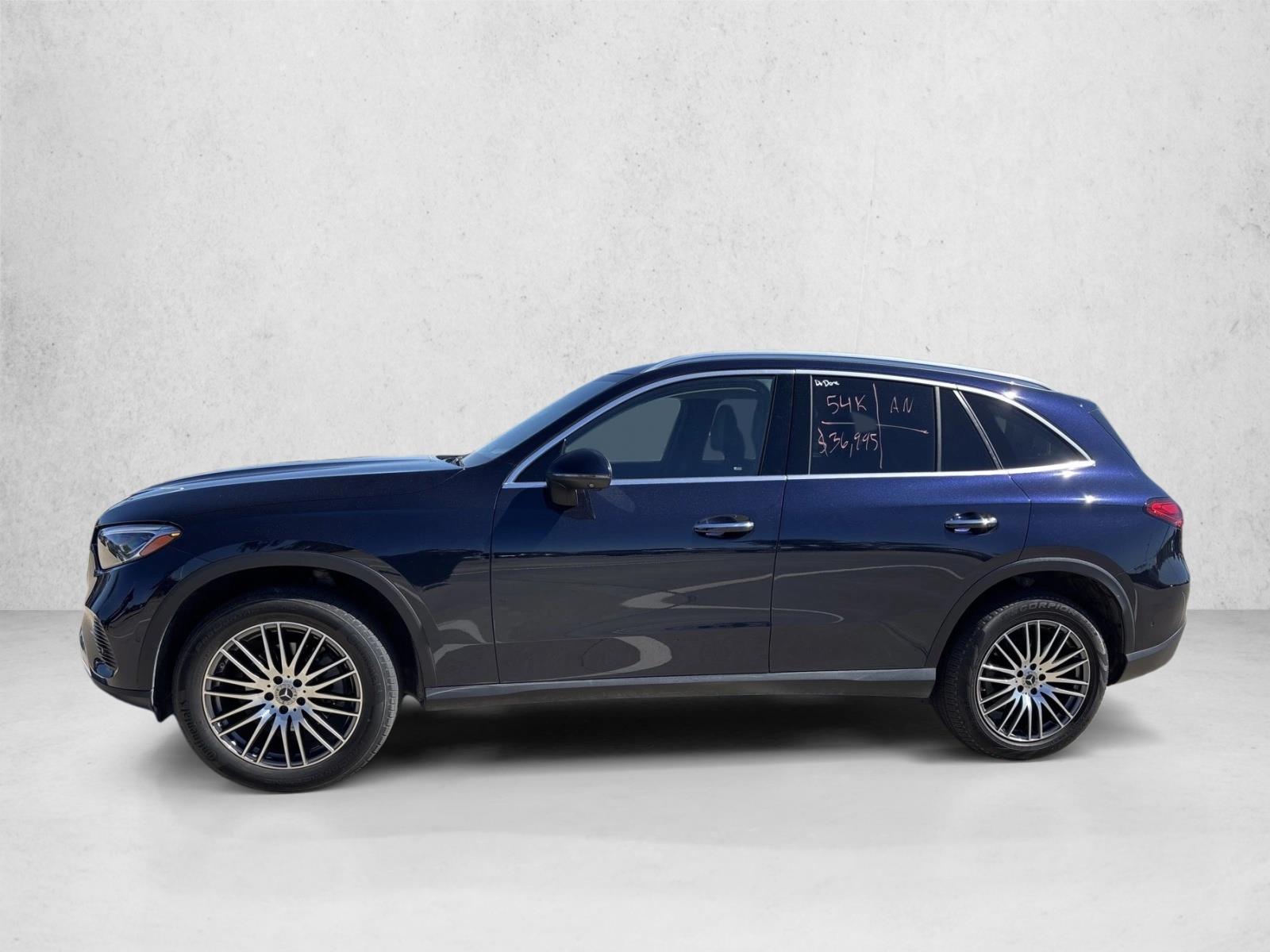 2023 Mercedes Benz GLC 300 4MATIC photo 2