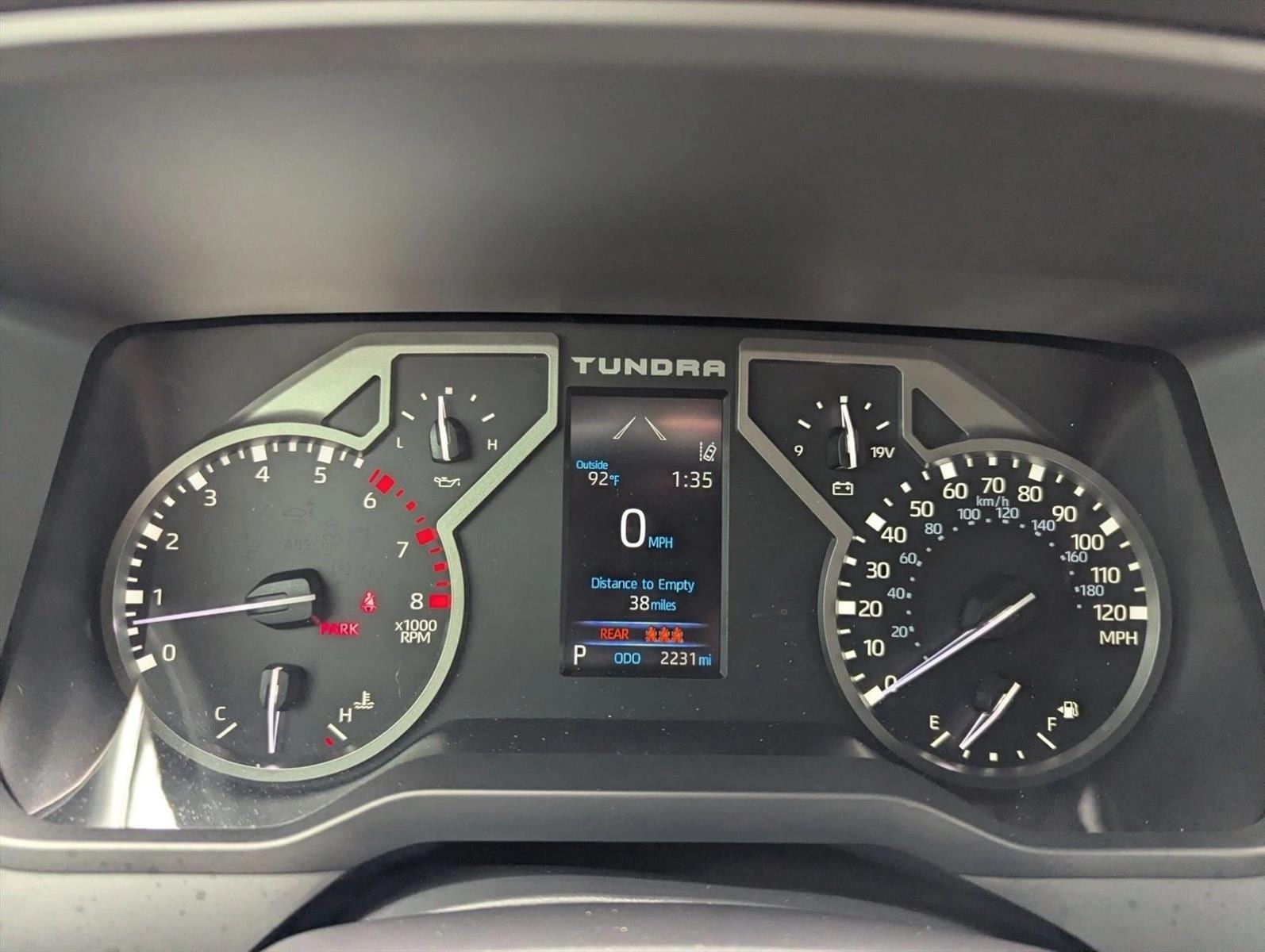 2025 Toyota Tundra SR5 - Photo 10