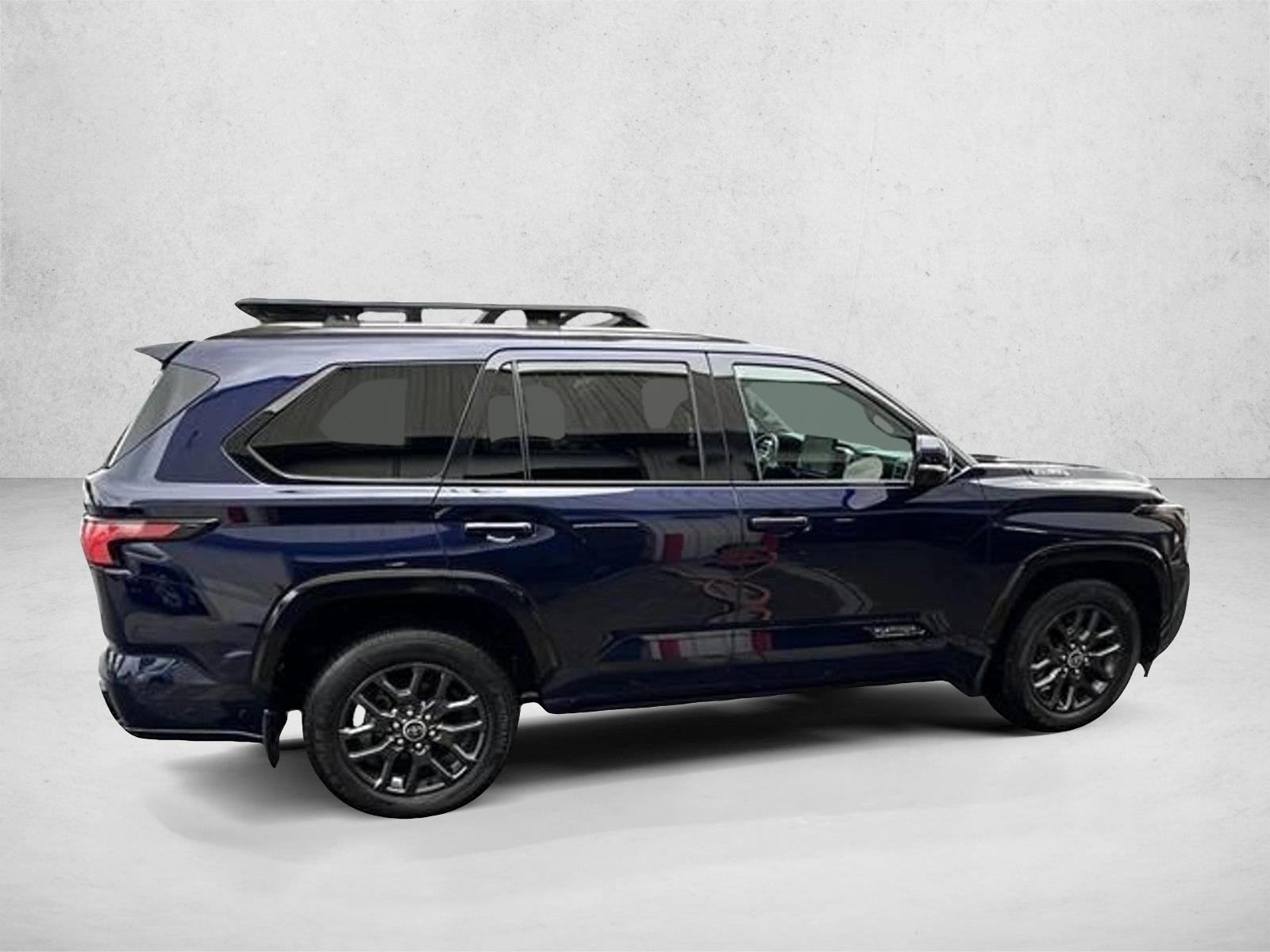 2023 Toyota Sequoia Platinum photo 4