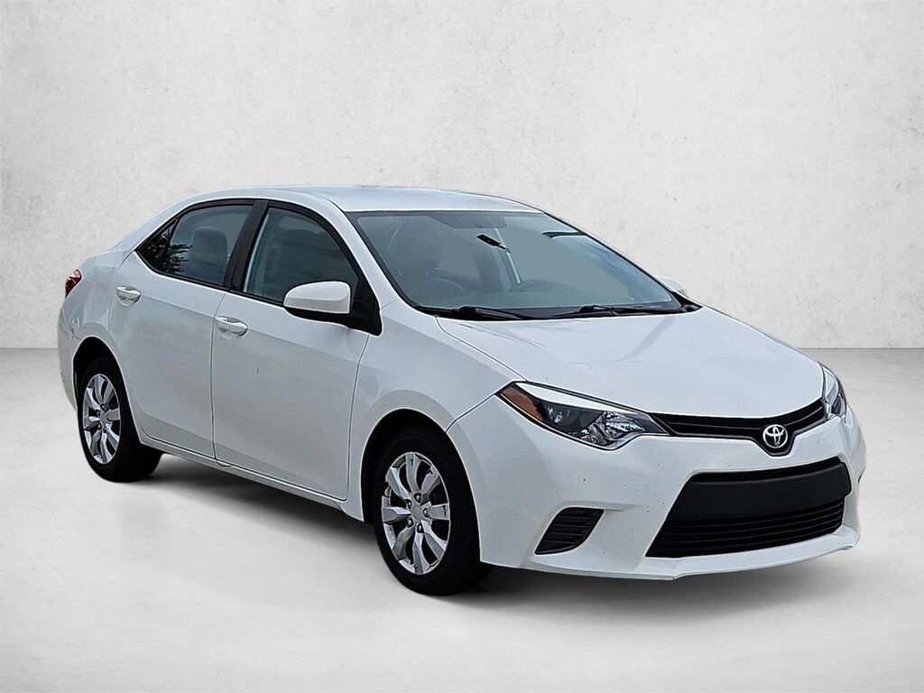 Used 2015 Toyota Corolla LE Sedan