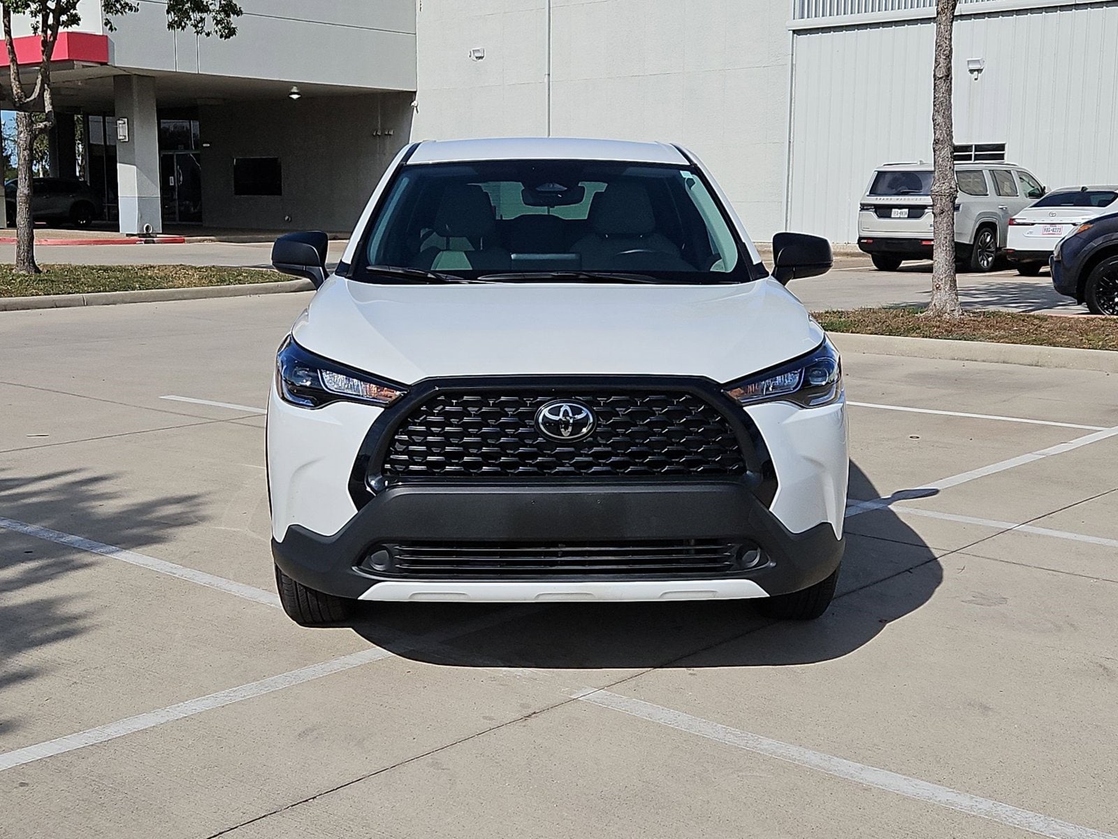 Used 2023 Toyota Corolla Cross L with VIN 7MUAAAAG0PV037291 for sale in Northfield, Minnesota