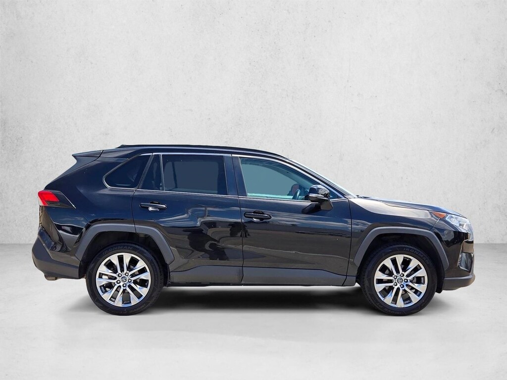 Used 2021 Toyota RAV4 XLE Premium SUV
