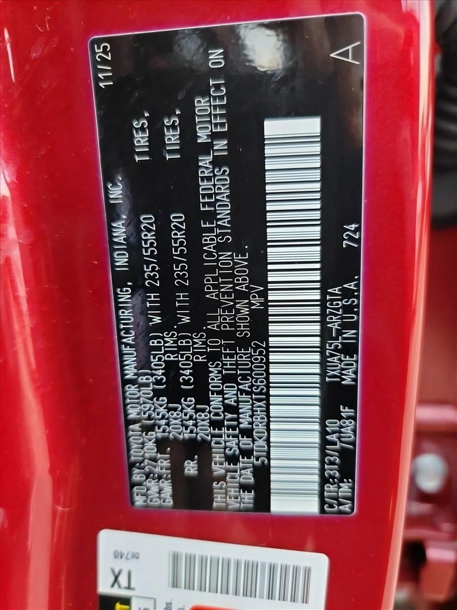 2026 Toyota Highlander Platinum - Photo 23