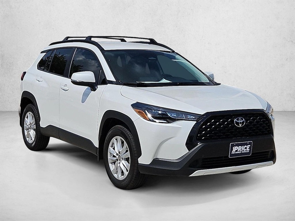Used 2024 Toyota Corolla Cross LE SUV