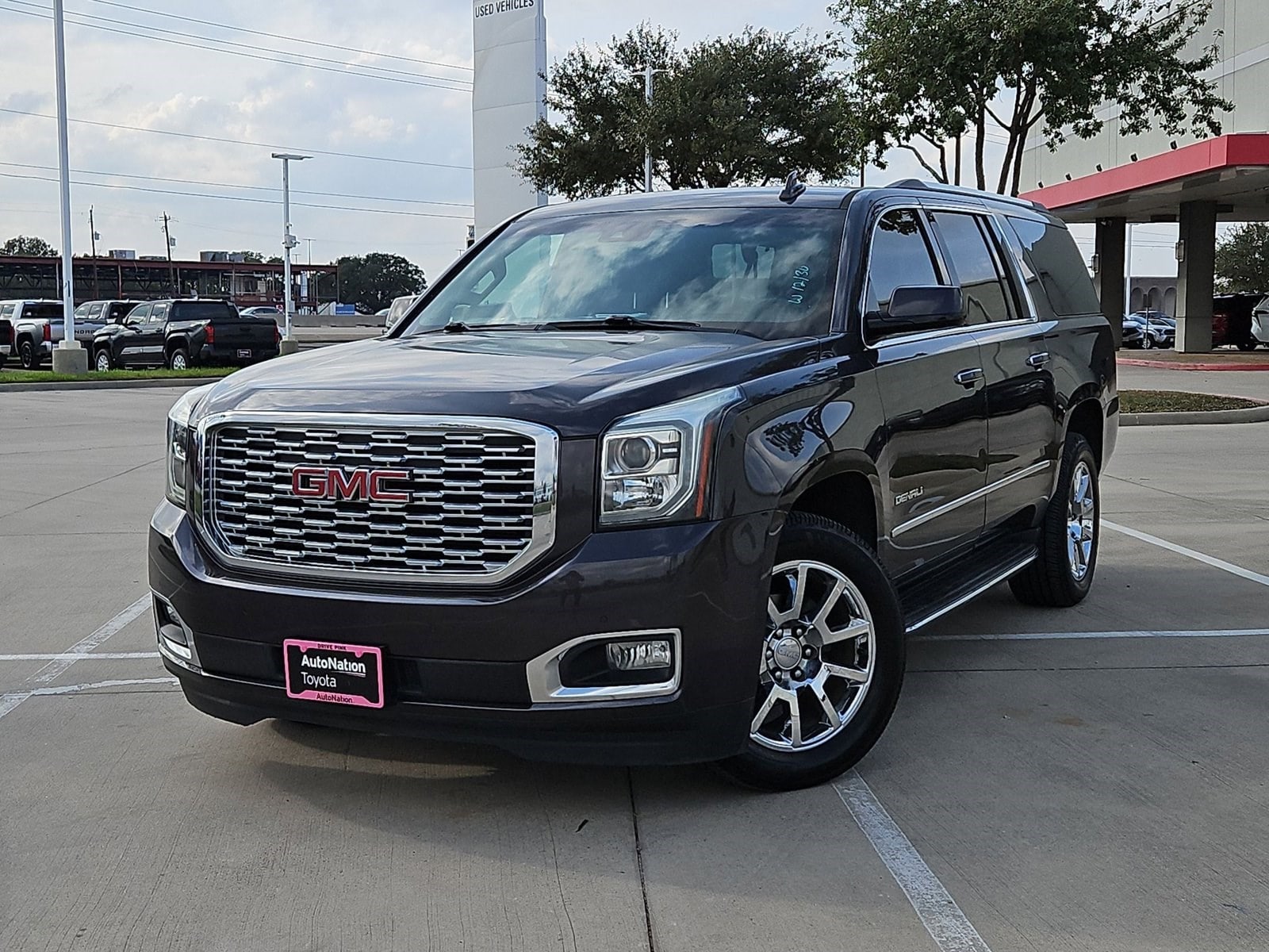 2018 GMC Yukon XL Denali's photo