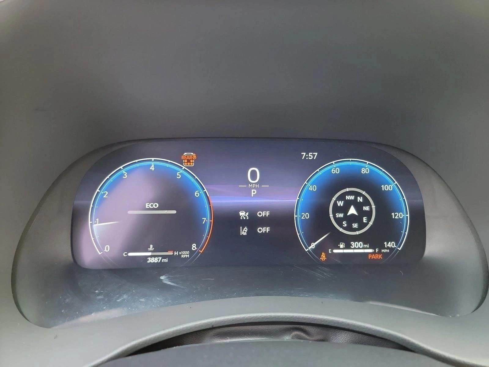 2026 Toyota Highlander Platinum - Photo 18