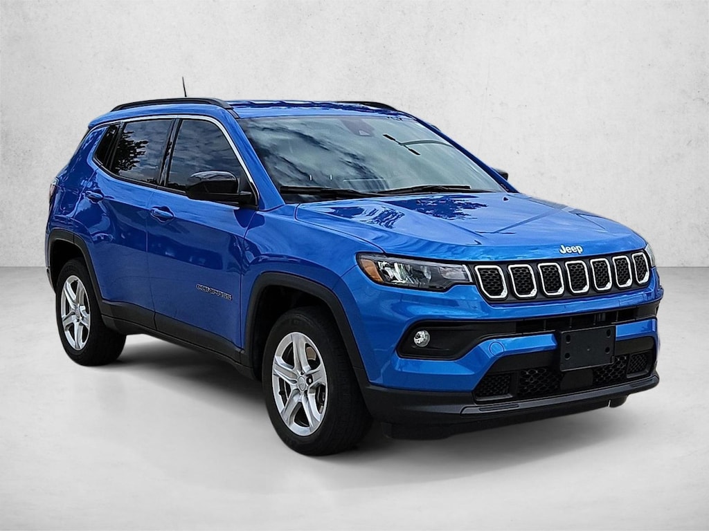 Used 2024 Jeep Compass Latitude SUV