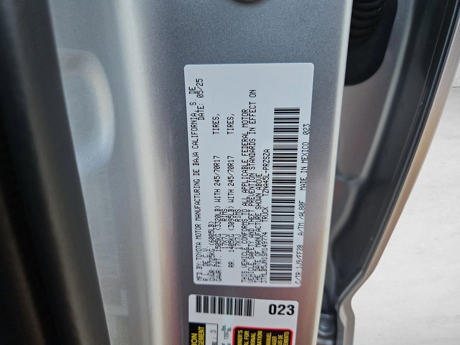 2025 Toyota Tacoma SR5 - Photo 24