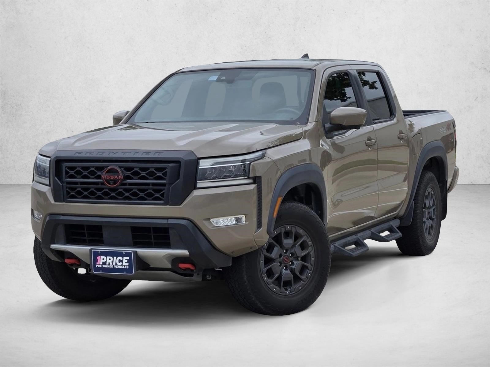 2024 Nissan Frontier PRO-4X Crew Cab 4X4's photo