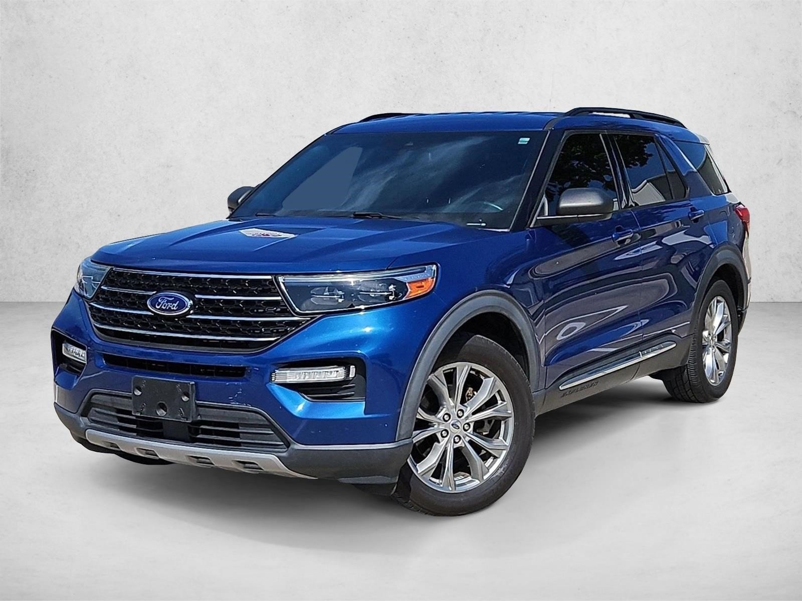 2020 Ford Explorer XLT RWD's photo