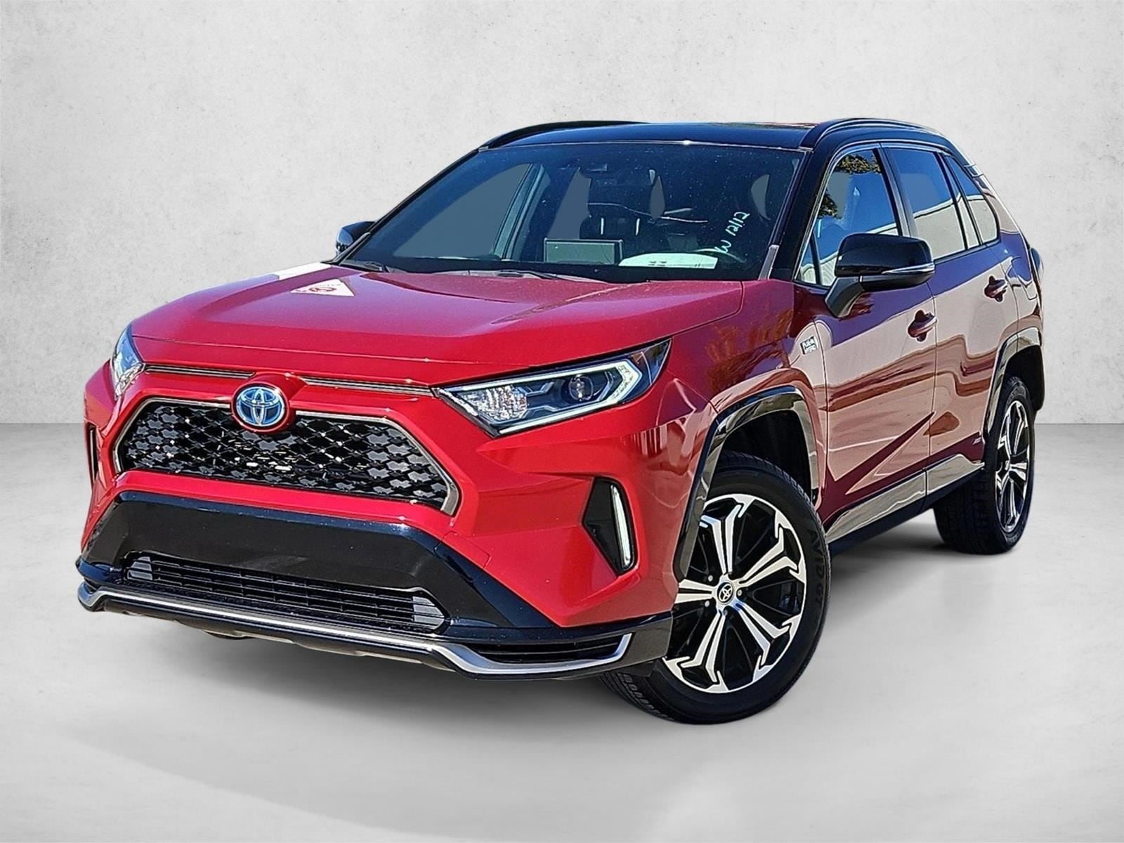 2021 Toyota RAV4 XSE's photo