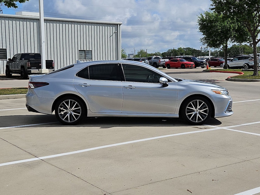 Used 2024 Toyota Camry XLE Sedan