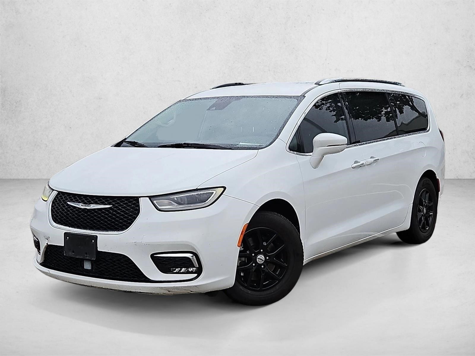 2021 Chrysler Pacifica Touring L's photo