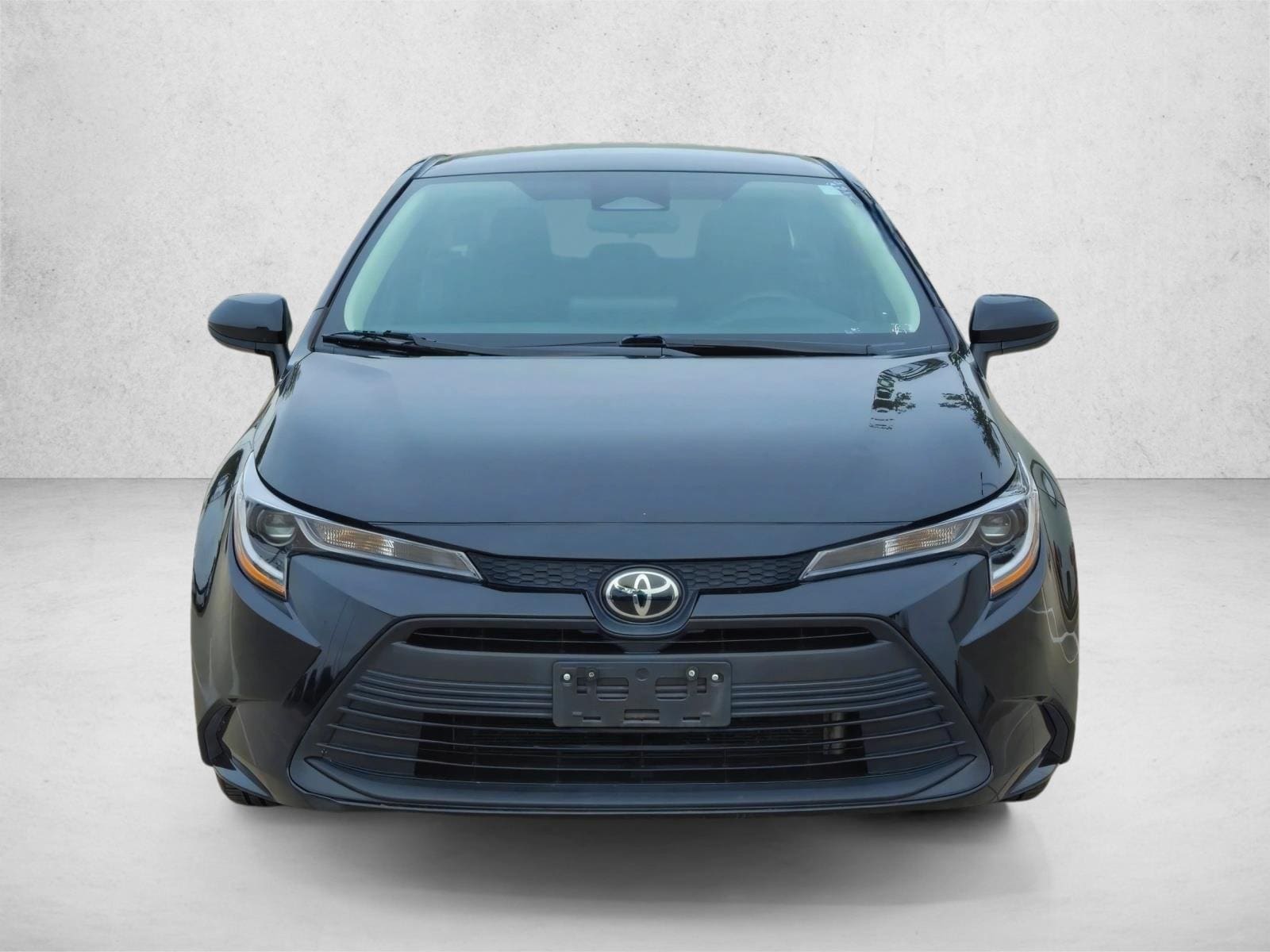 Used 2024 Toyota Corolla LE with VIN 5YFB4MDE3RP103636 for sale in Northfield, Minnesota