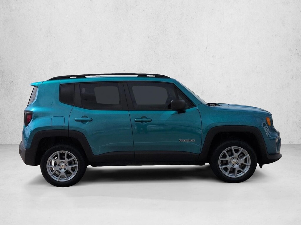 Used 2022 Jeep Renegade Latitude SUV