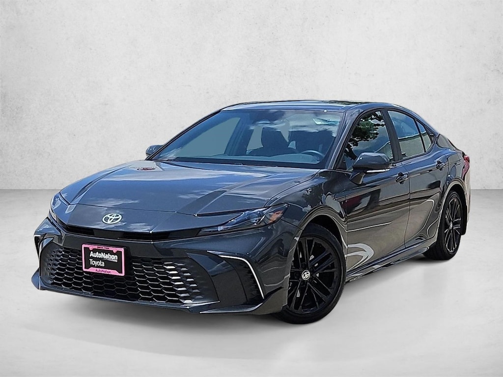Used 2026 Toyota Camry SE Sedan