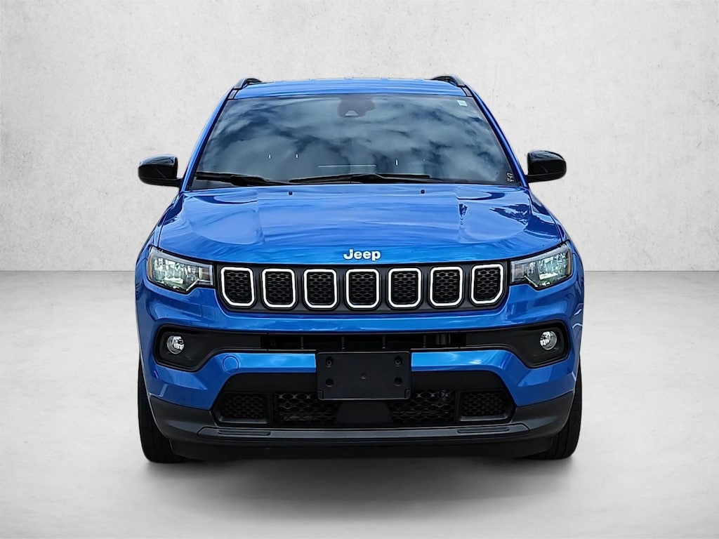 Used 2024 Jeep Compass Latitude SUV
