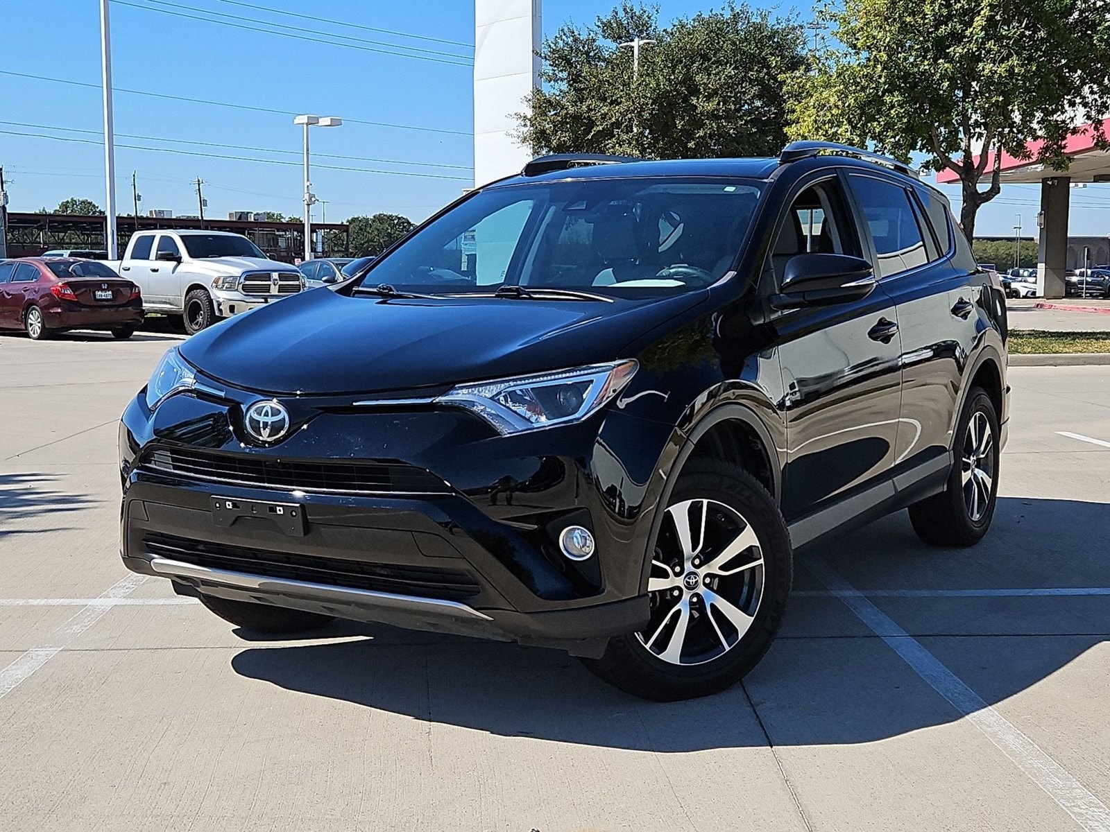 2018 Toyota RAV4 XLE