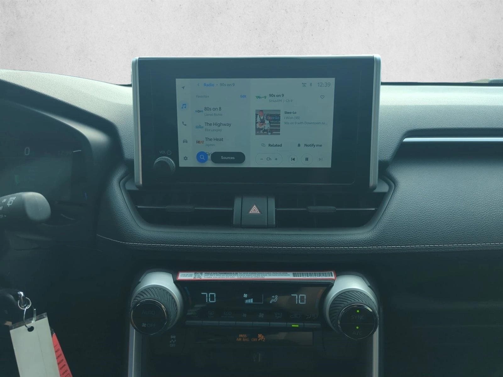 2025 Toyota RAV4 LE - Photo 14