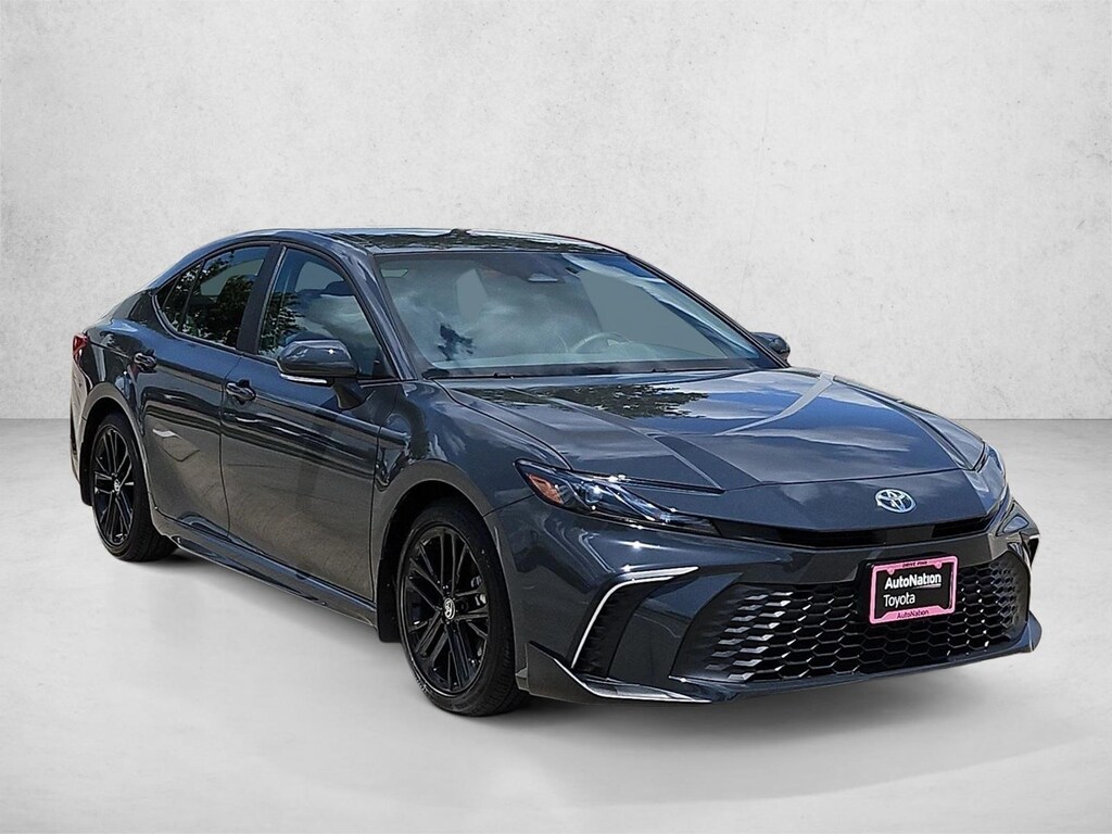 Used 2026 Toyota Camry SE Sedan