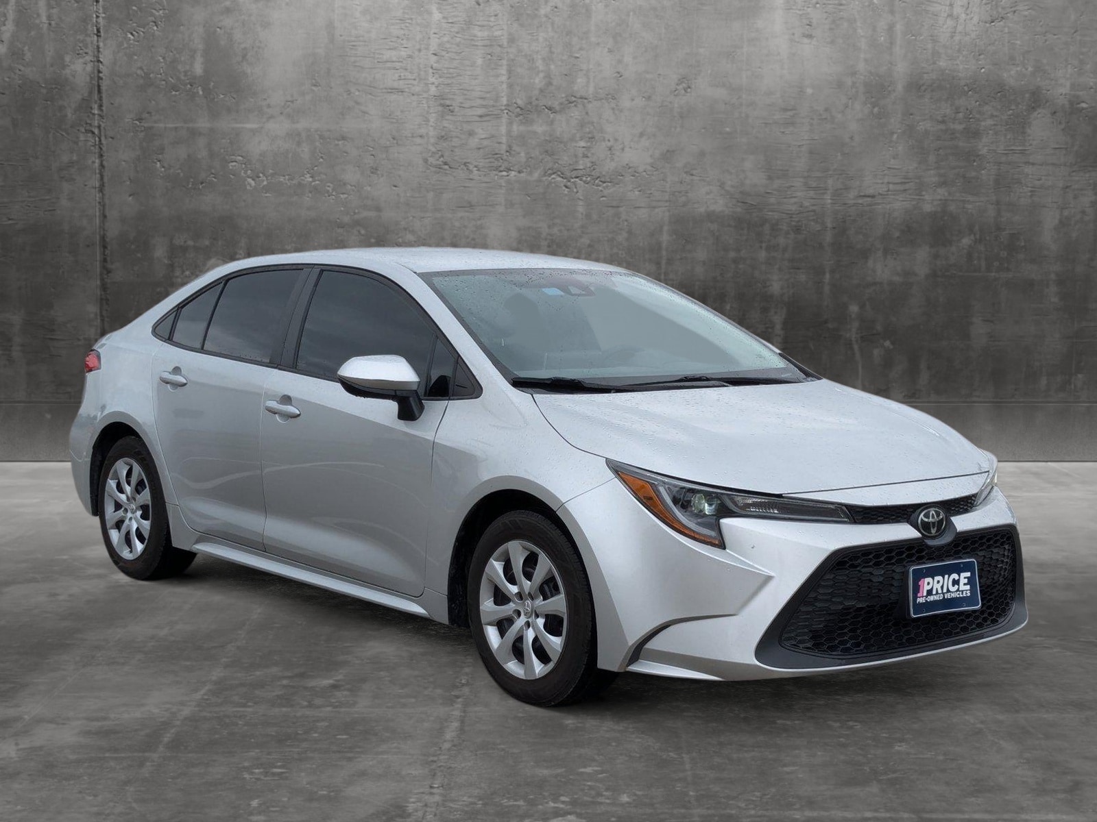 Used 2021 Toyota Corolla LE with VIN 5YFEPMAE8MP266171 for sale in Houston, TX