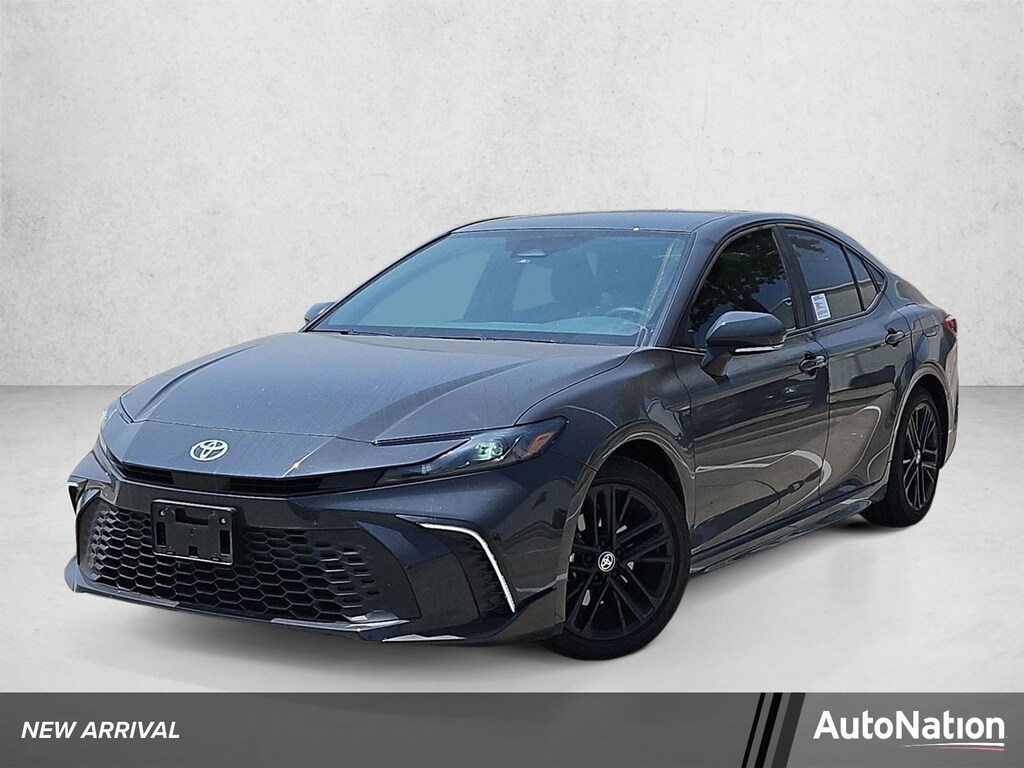 Used 2026 Toyota Camry SE Sedan