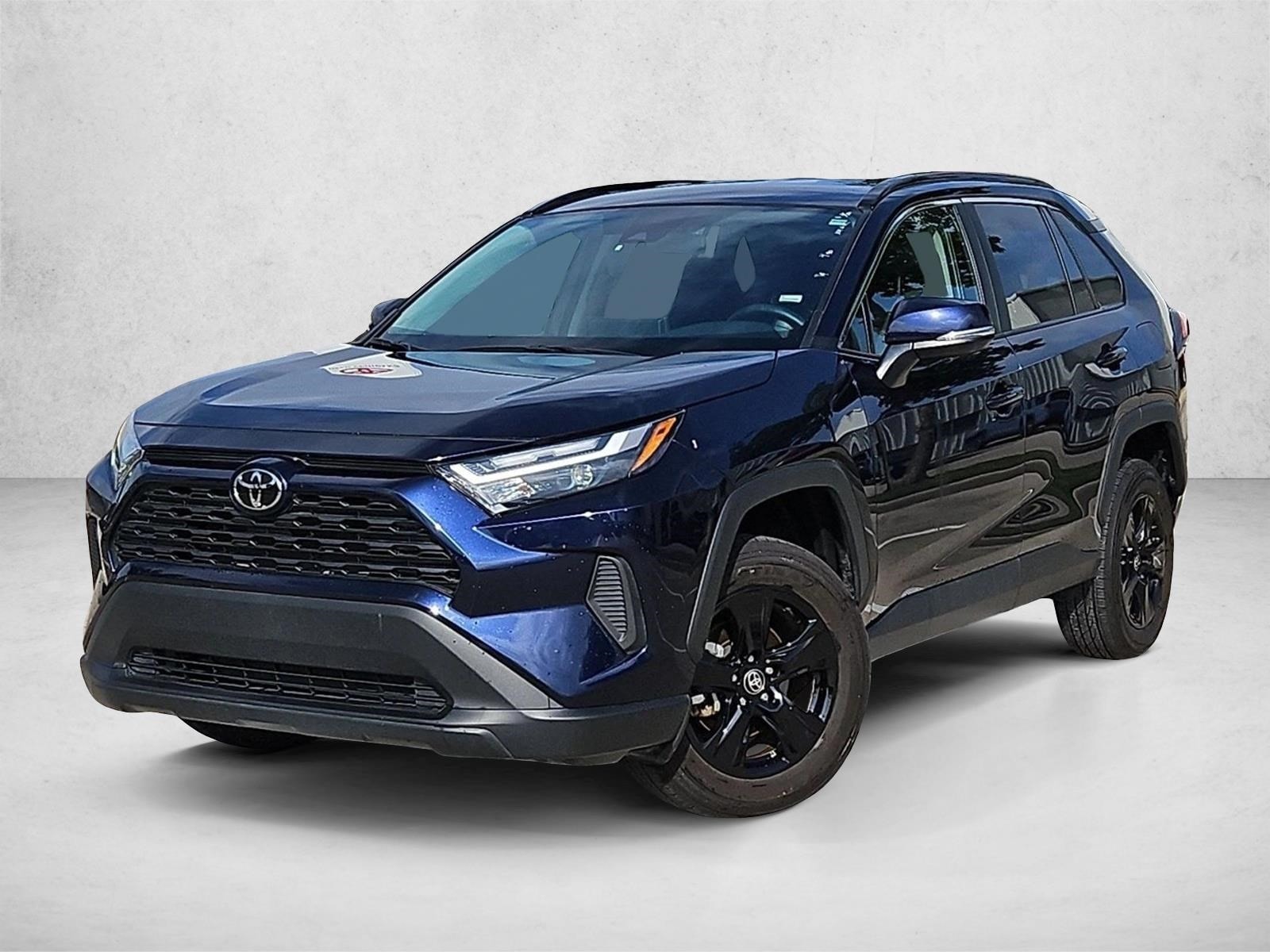 2025 Toyota RAV4 XLE AWD's photo