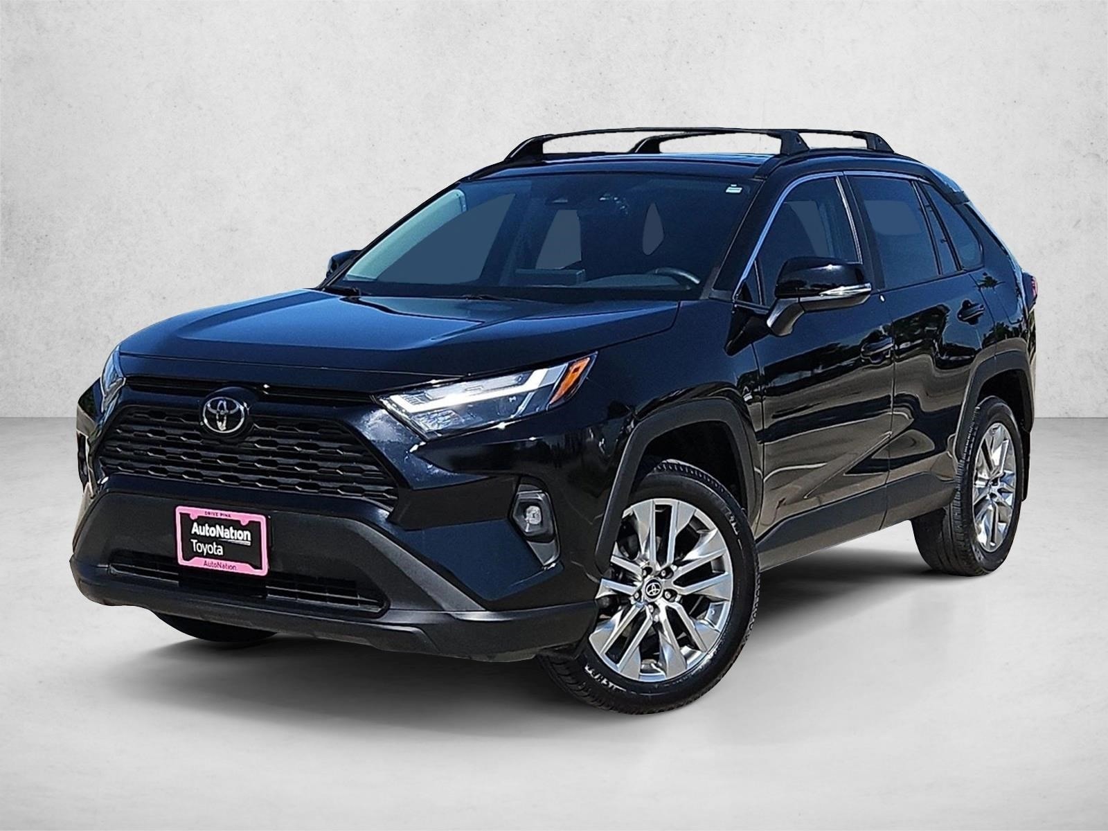 2023 Toyota RAV4 XLE Premium FWD's photo