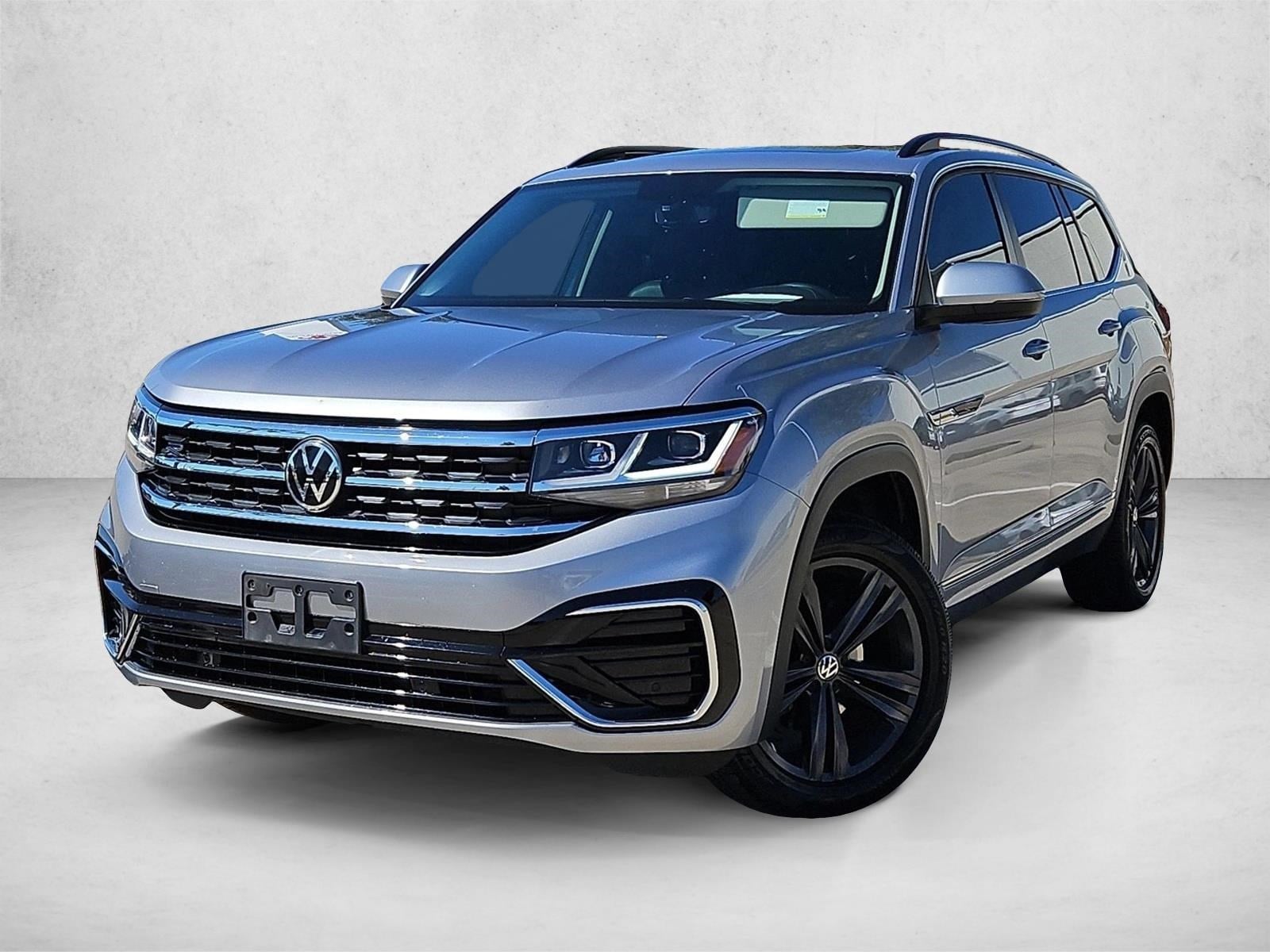 2021 Volkswagen Atlas SE w/Tech R-Line's photo