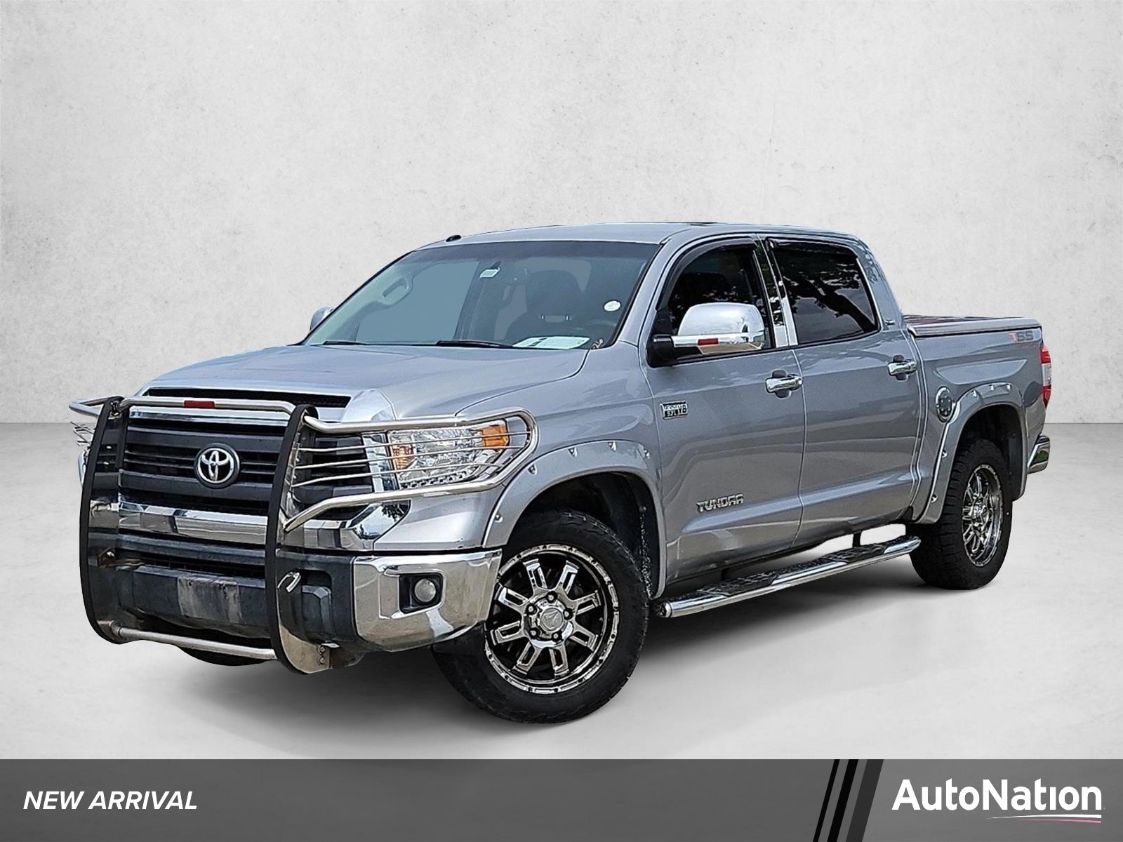 2015 Toyota Tundra 5.7 Auto SR5 Crew Max's photo
