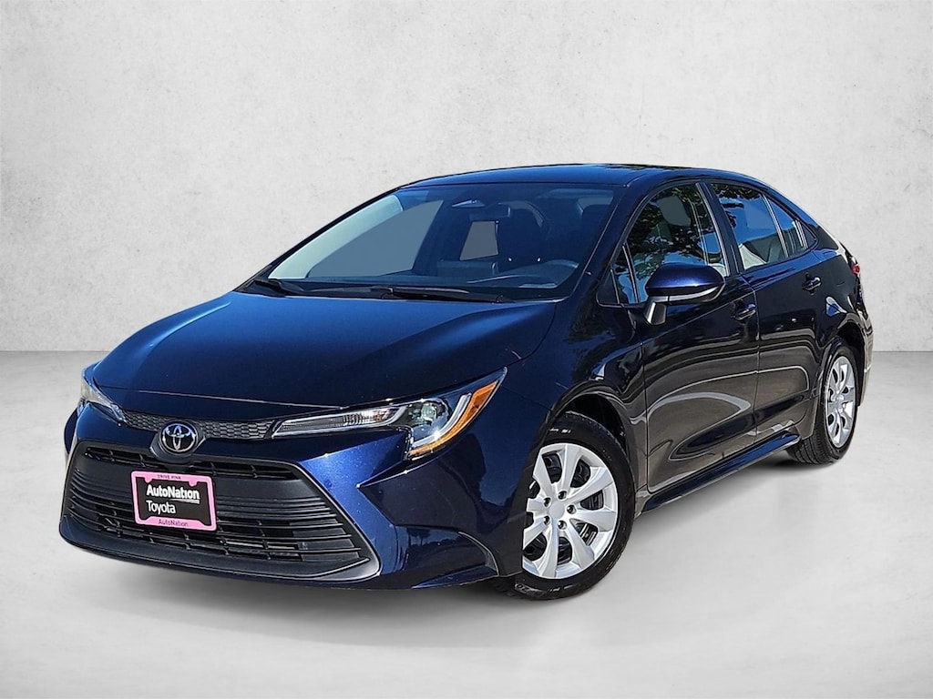 Used 2025 Toyota Corolla LE Sedan