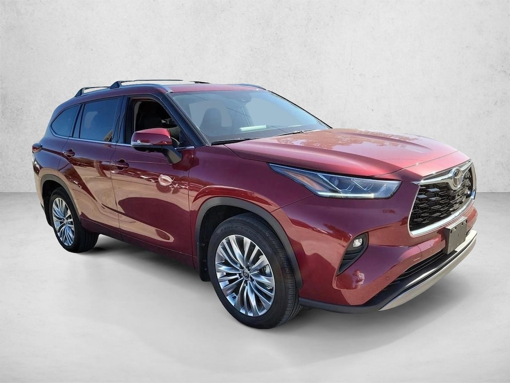 Used 2026 Toyota Highlander Platinum SUV