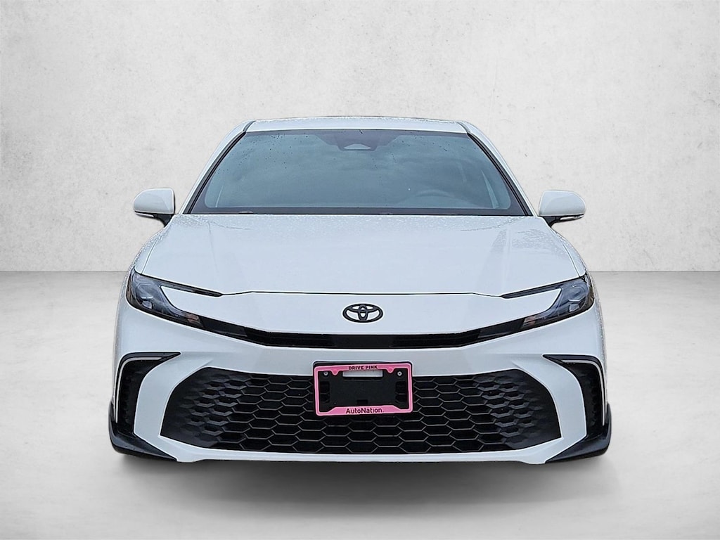 Used 2025 Toyota Camry SE Sedan