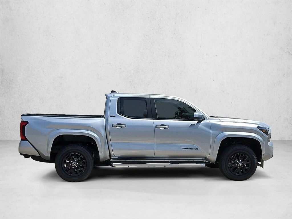 Used 2025 Toyota Tacoma SR5 Truck Double Cab