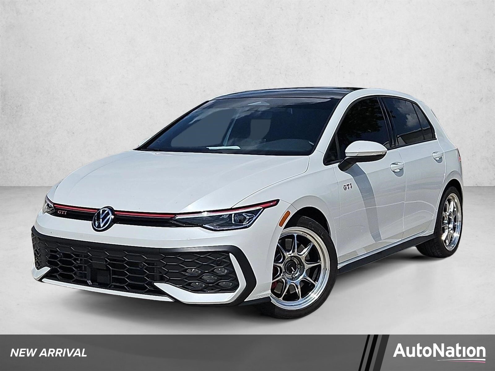2026 Volkswagen Golf GTI 2.0T SE 4-door DSG's photo