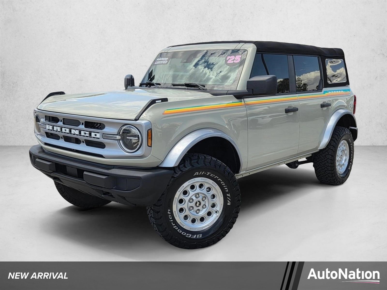 2025 Ford Bronco Base 4x4's photo