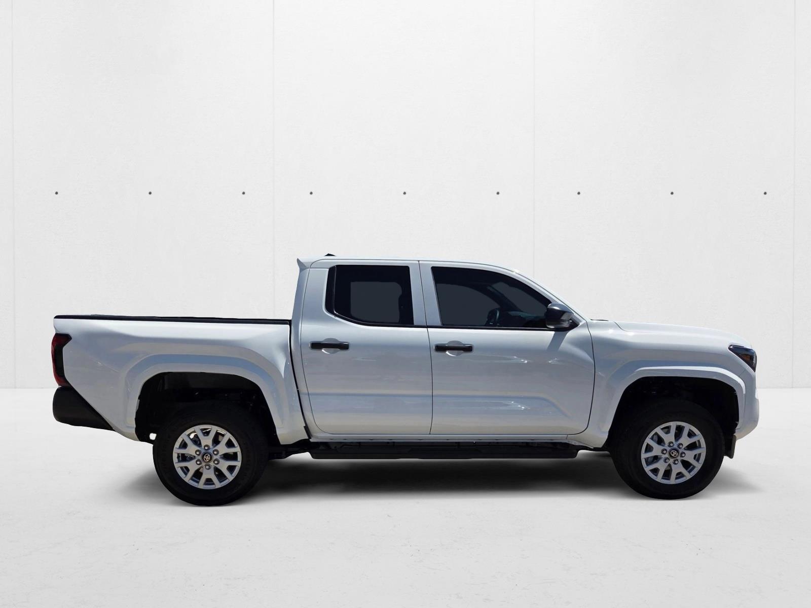 2025 Toyota Tacoma SR photo 4