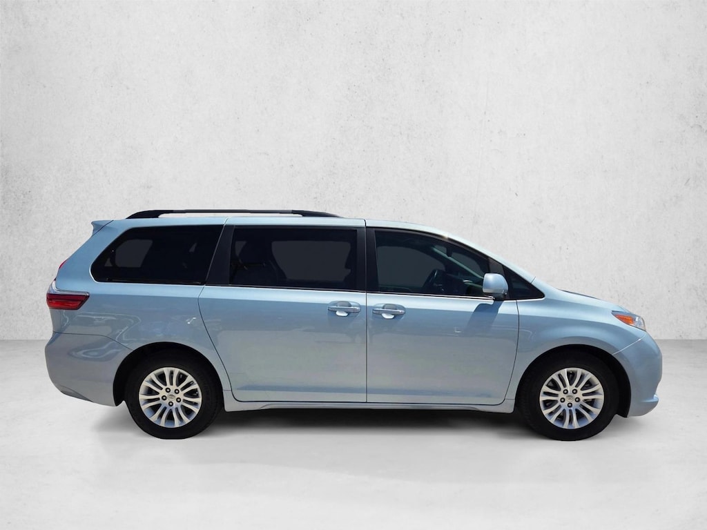 Used 2015 Toyota Sienna XLE Van