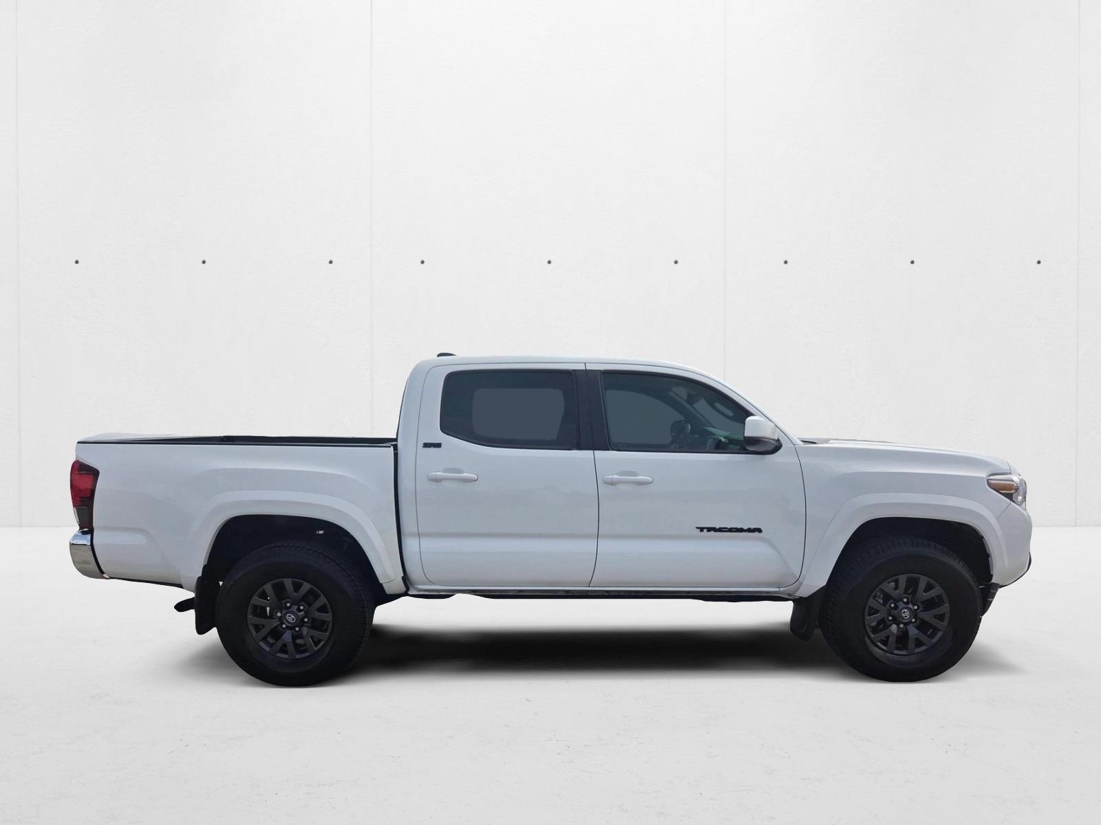 2022 Toyota Tacoma SR5 V6 photo 4