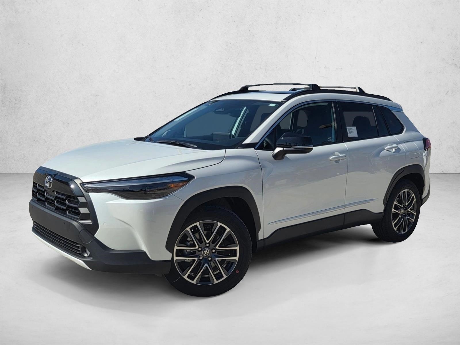 2026 Toyota Corolla Cross XLE's photo