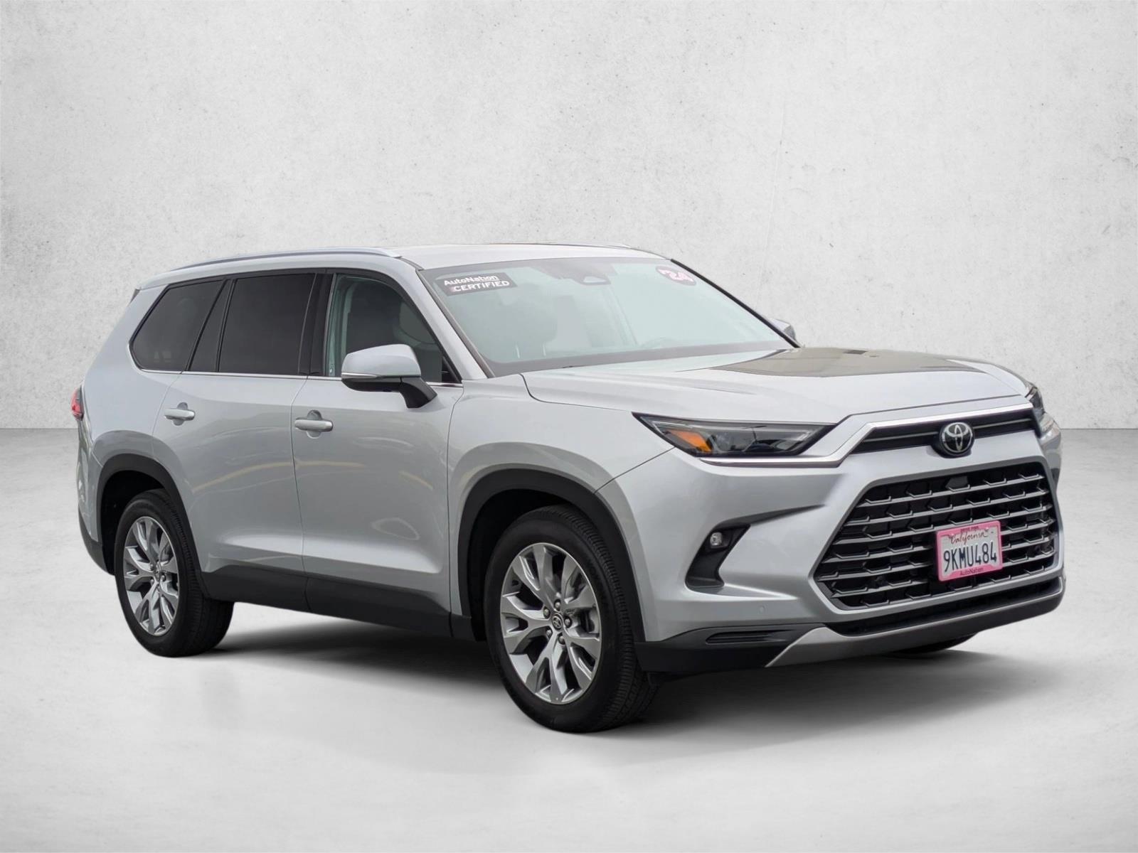 2024 Toyota Grand Highlander Limited photo 3