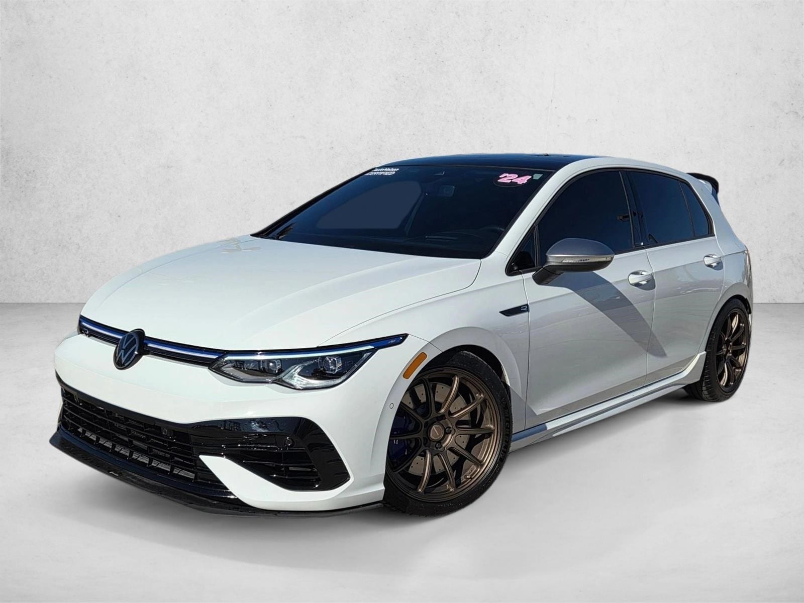 2024 Volkswagen Golf R R's photo