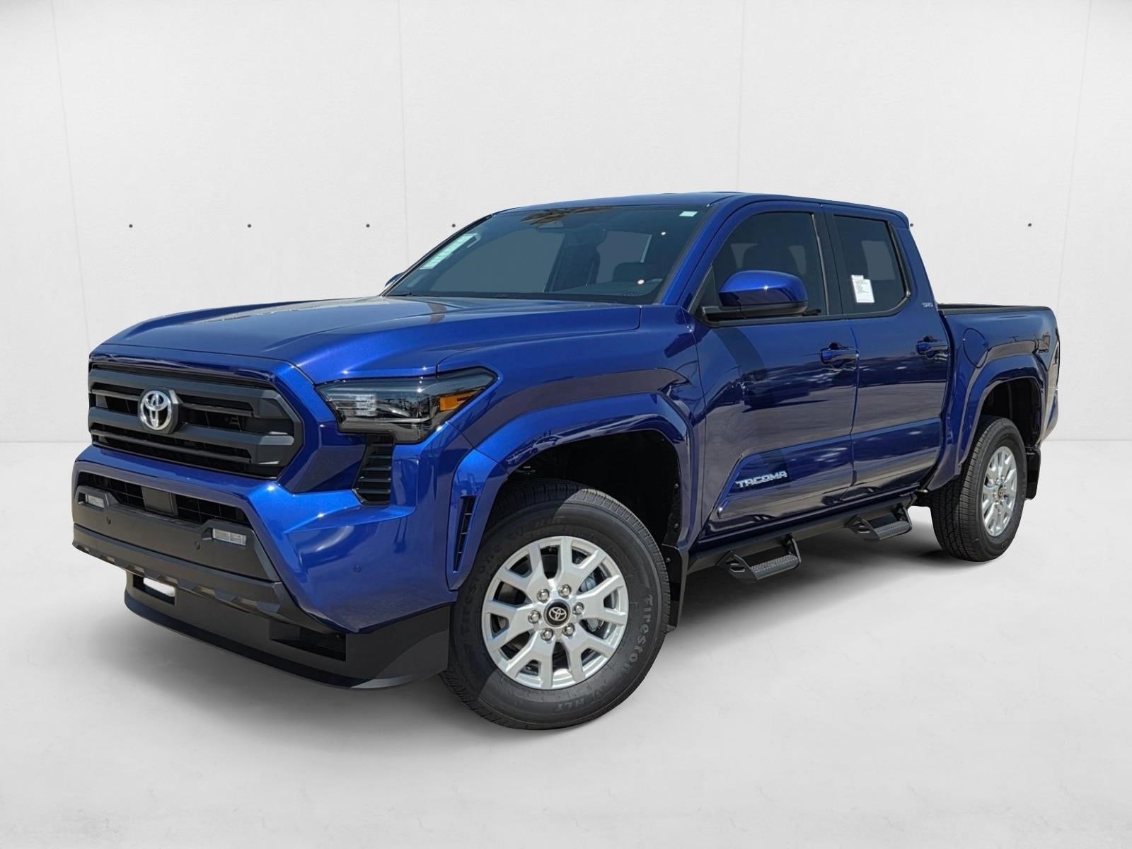 2025 Toyota Tacoma SR5's photo