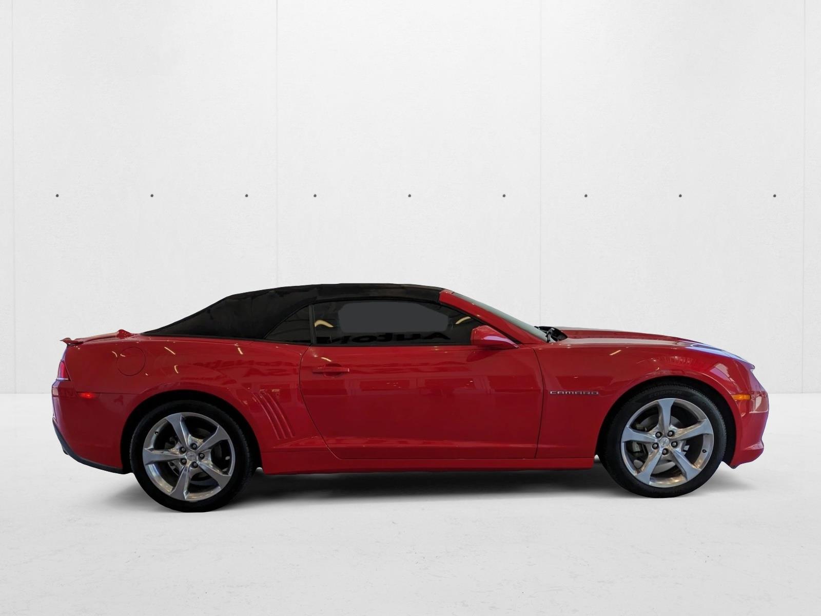 2015 Chevrolet Camaro 2LT photo 4