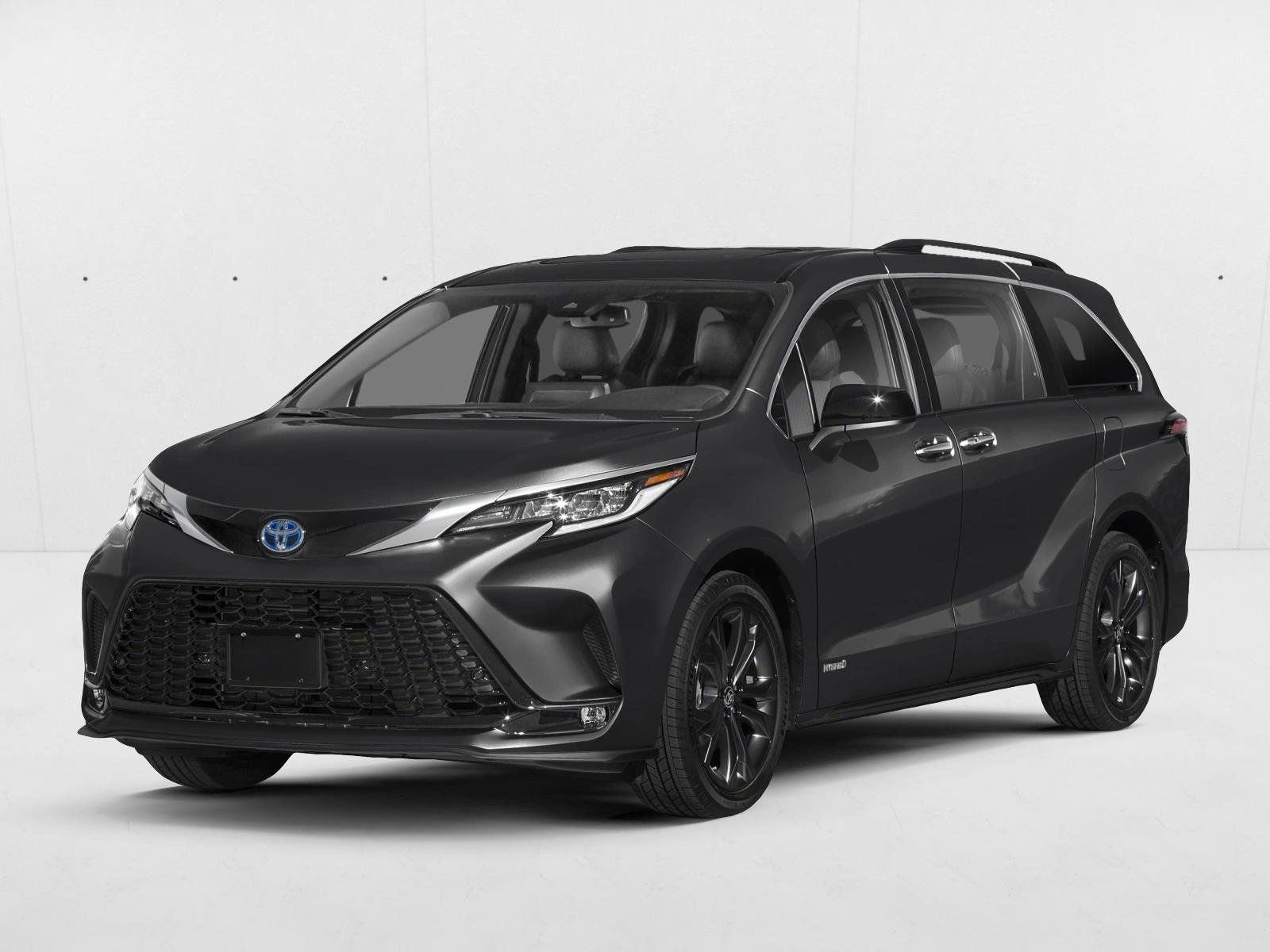 2026 Toyota Sienna XSE's photo