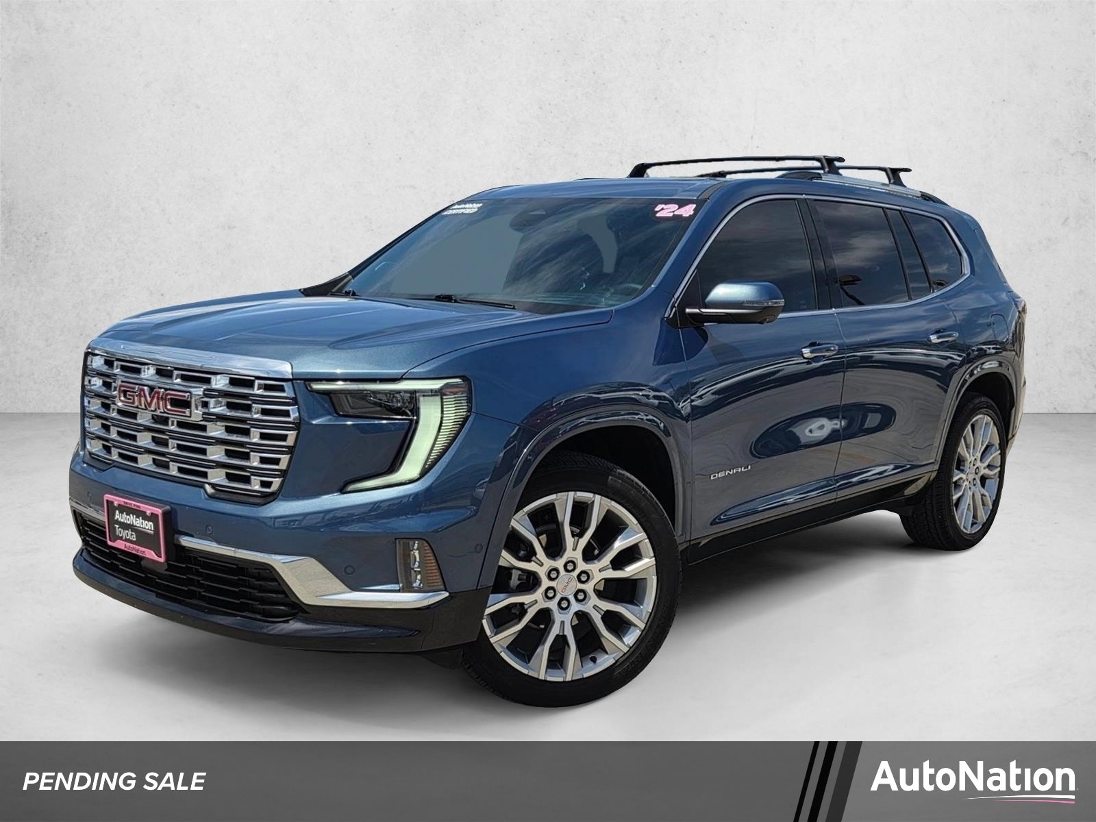 2024 GMC Acadia Denali AWD's photo