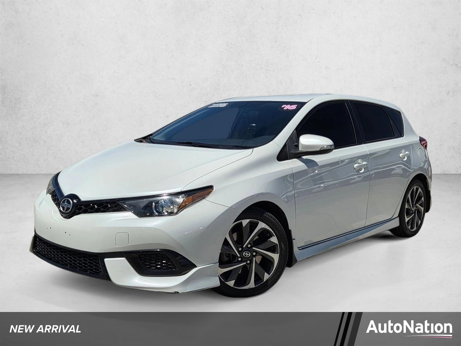 2016 Scion iM CVT's photo